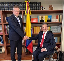 On the meeting of Ambassador Sergey Petrovich with the newly appointed Ambassador of Colombia to Jamaica Mr. Jairo Clopatofsky Ghisays. On the meeting of Ambassador Sergey Petrovich with the newly appointed Ambassador of Colombia to Jamaica Mr. Jairo Clopatofsky Ghisays.